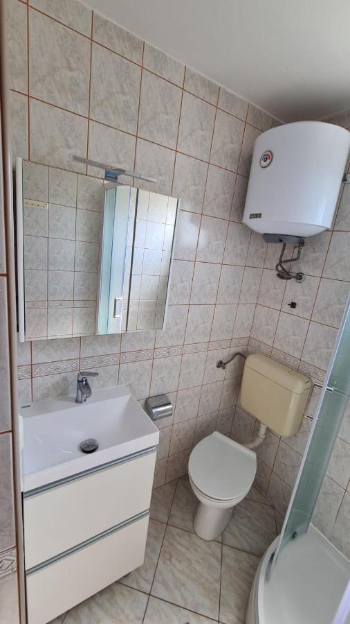 Apartman Ivanka Apartment Vir Exterior foto